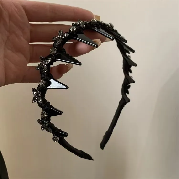 Haute Qualité Petit Papillon Velours Vague Bandeau Haut Crâne Haut Bandeau Visage Lavage Anti-dérapant Cheveux Dentés Cerceau Barrettes Cheveux Cravate display picture 1