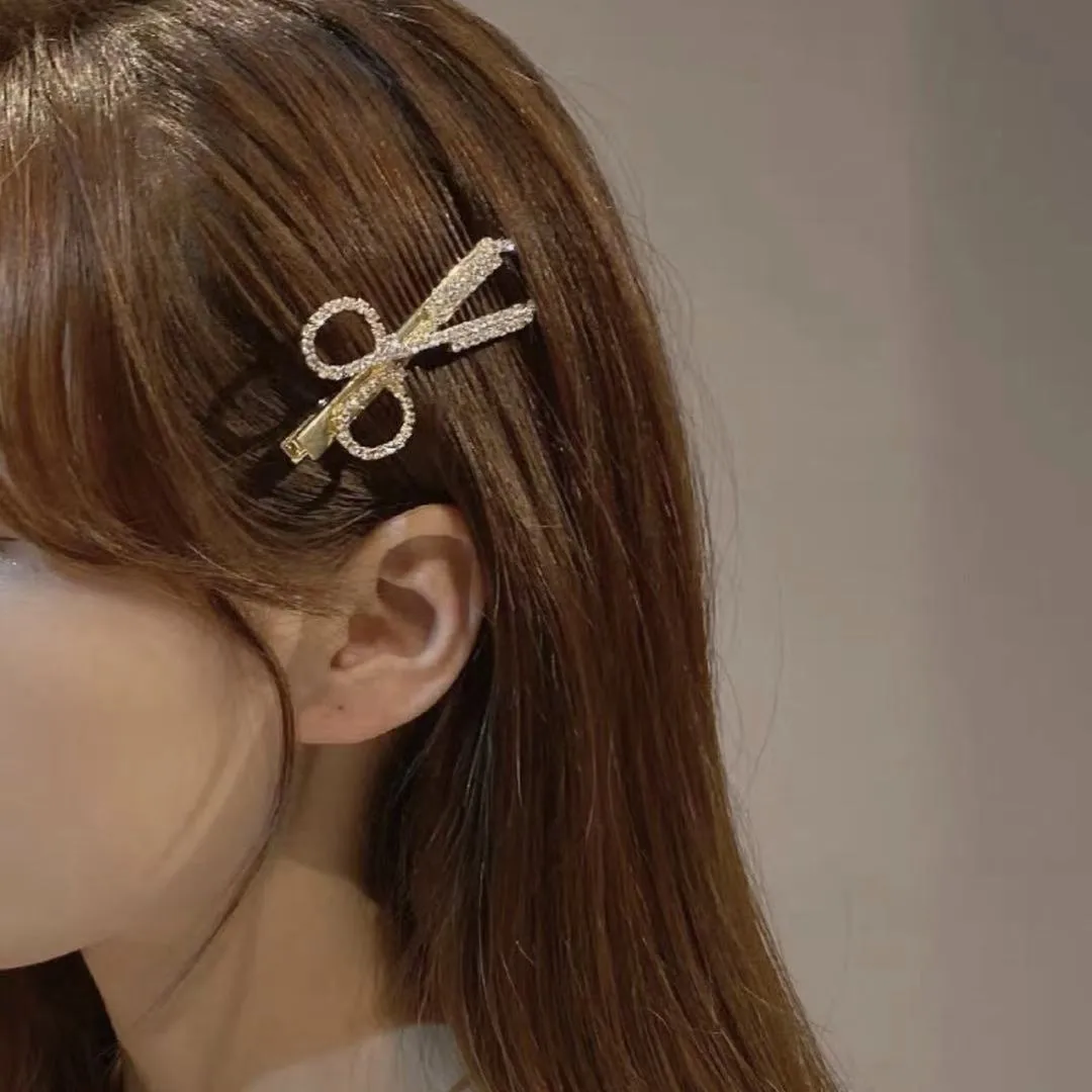 Tiktok Feather Barrettes 6-Piece Set  Pearl Barrettes Ins Wind Net Red Girl Side Clip Bang Clip Wholesale Delivery display picture 2