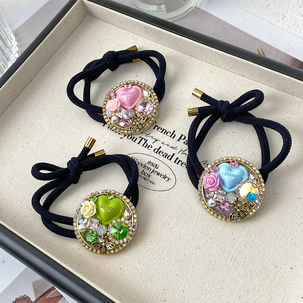 INS New Style Heart Shape Rhinestone Internet Celebrity Minimalist Elegant Ponytail High Elastic Hair Rope Elegant Hair Rope Women's High Sense display picture 1