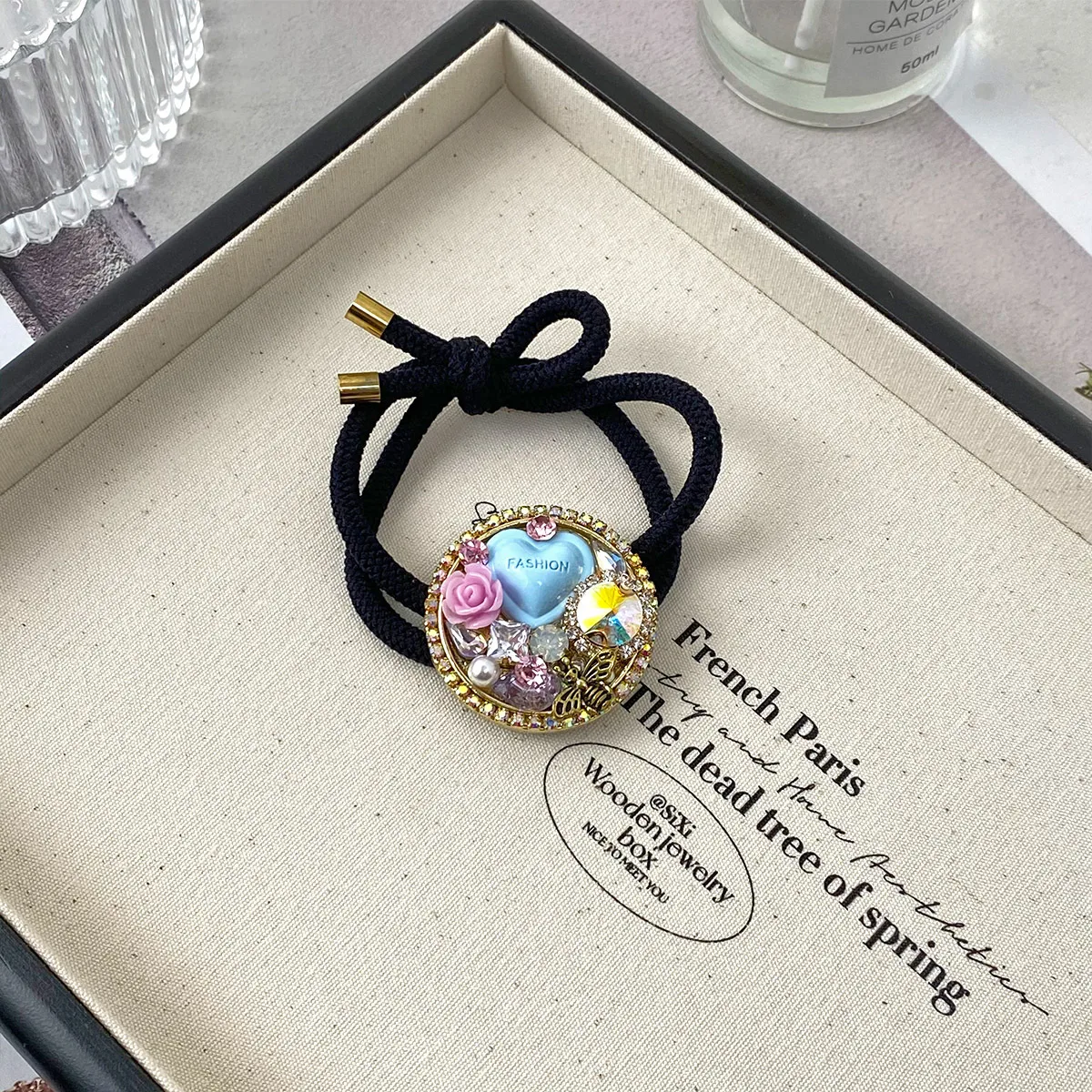 INS New Style Heart Shape Rhinestone Internet Celebrity Minimalist Elegant Ponytail High Elastic Hair Rope Elegant Hair Rope Women's High Sense display picture 3