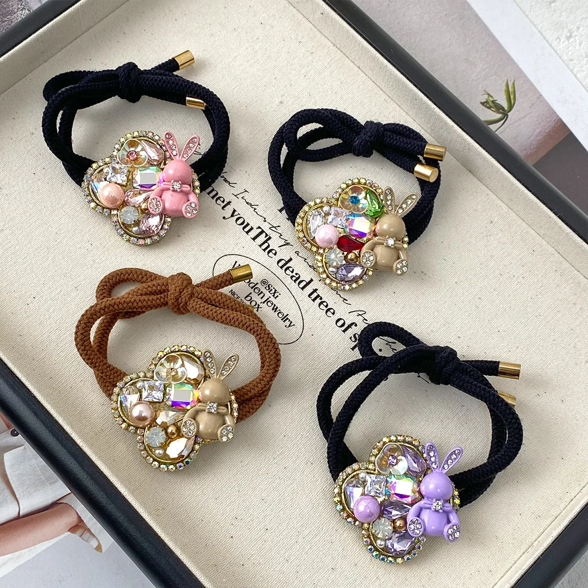 INS New Style Heart Shape Rhinestone Internet Celebrity Minimalist Elegant Ponytail High Elastic Hair Rope Elegant Hair Rope Women's High Sense display picture 5
