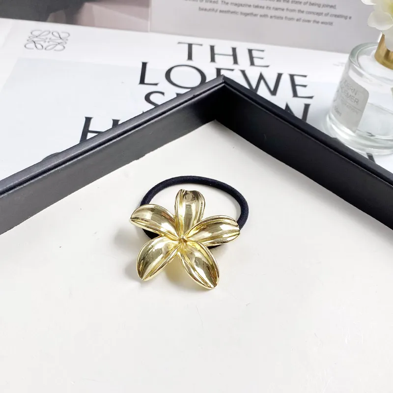 Fashion Alloy Hair Rope Starfish Butterfly Head Rope Barrettes Simple Temperament Hair Ring Headdress Female display picture 9