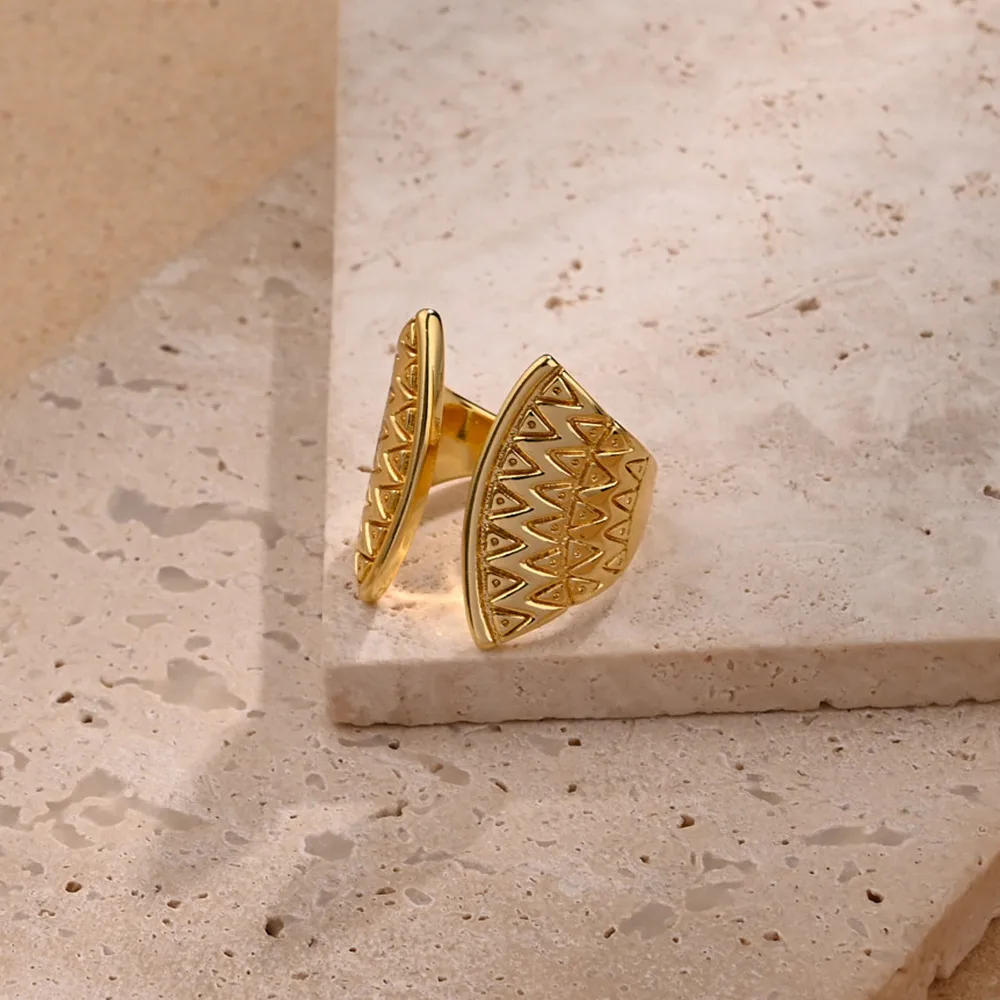 Geometry Casual Modern Style Copper 18K Gold Plated Open Rings Polishing display picture 3