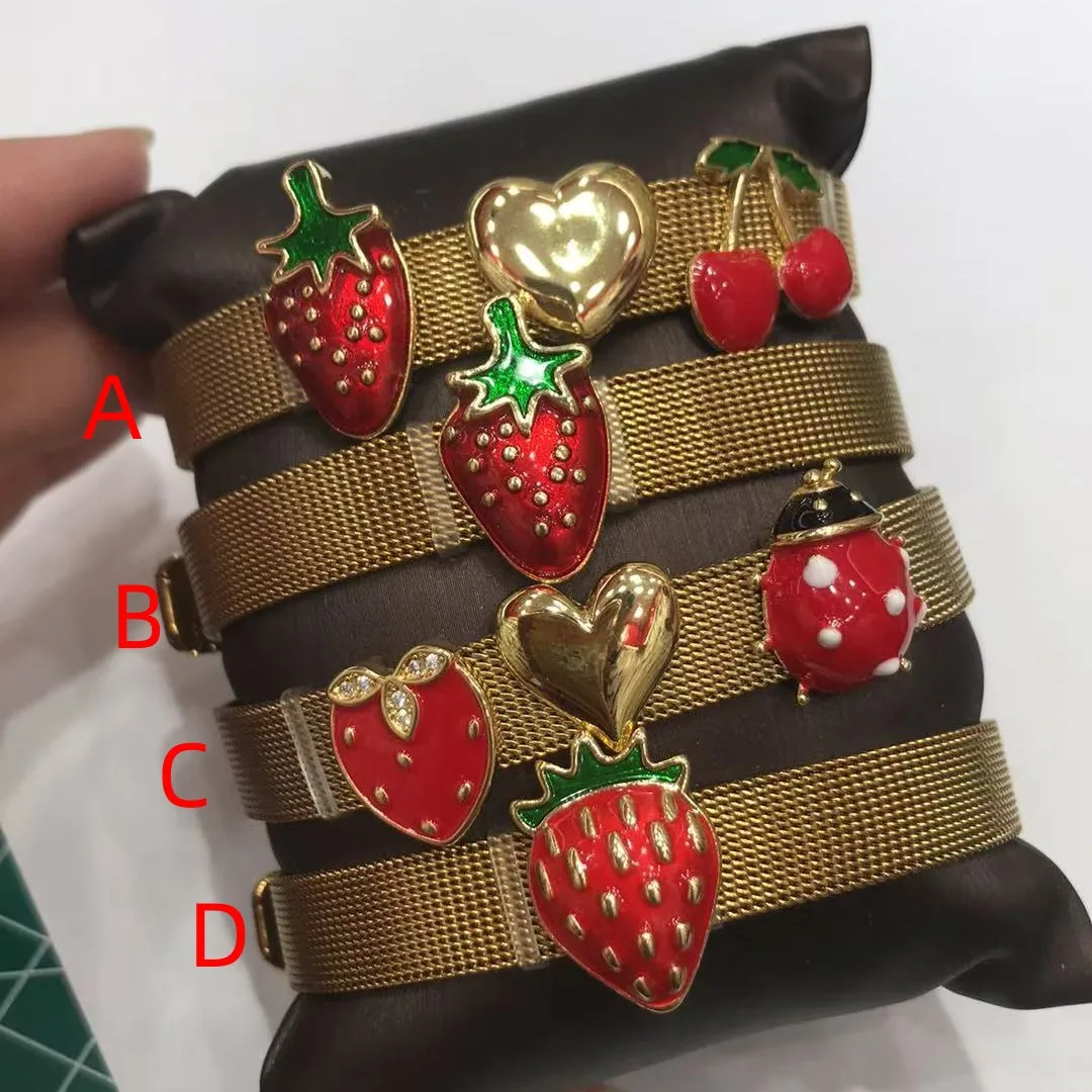 Cherry Heart Shape Beetles Casual Modern Style Artistic Zircon Copper 18K Gold Plated Bracelets Handmade Polishing Enamel Buckle display picture 2