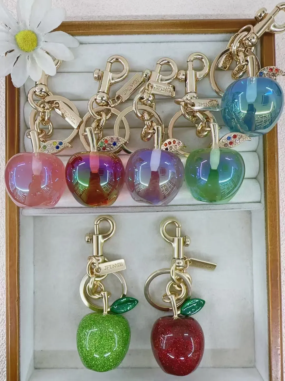 Cute Simple Style Crystal Copper Apple Polishing Plating Unisex Keychain display picture 5