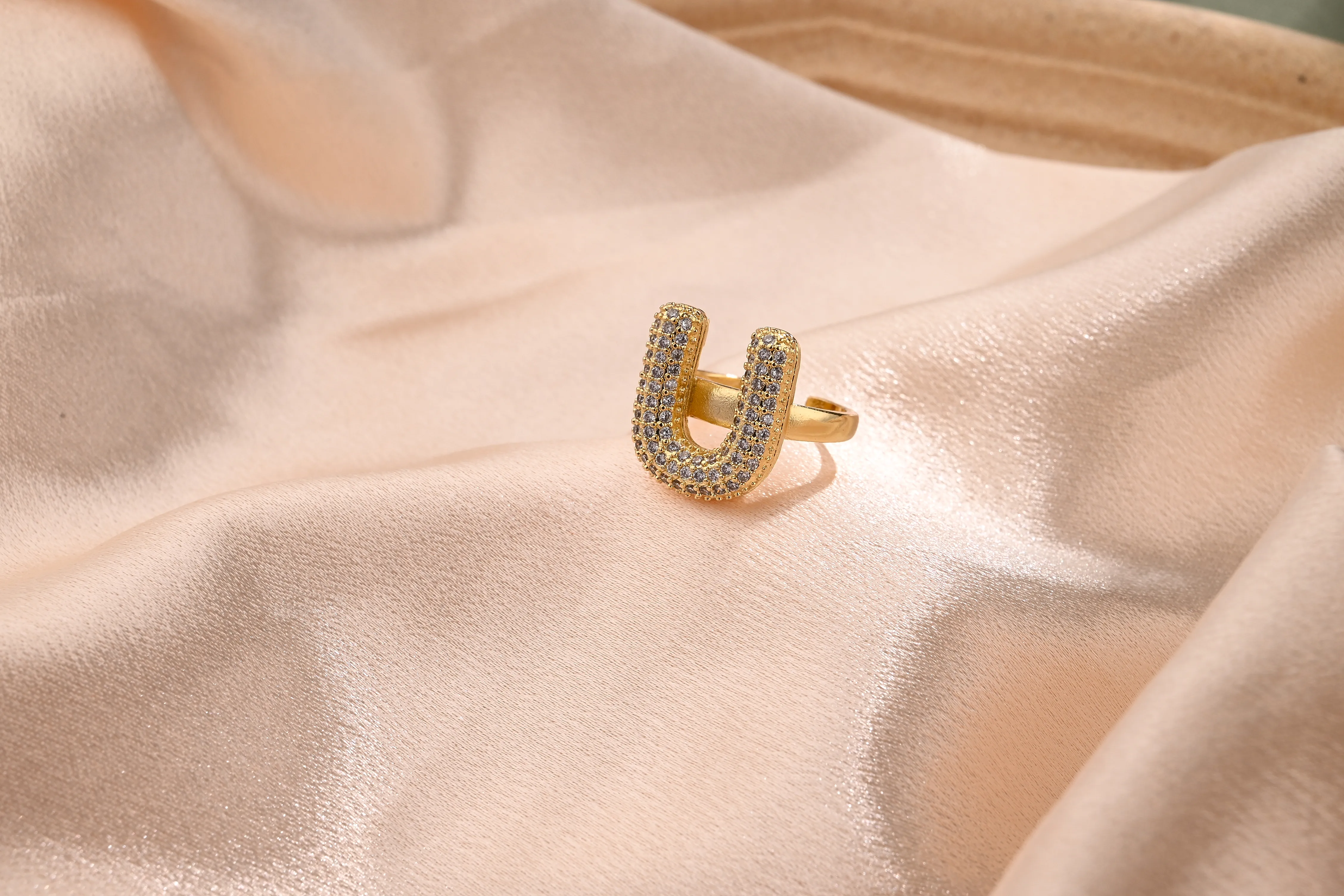 Lettre Décontractée Vacances Zircon Le Cuivre Plaqué Or 18K Anneaux Polissage Incruster display picture 23