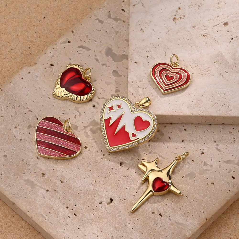 1 Pc/Package Copper 18K Gold Plated Polished Four Eight-Pointed Stars Red Heart Pendant display picture 1