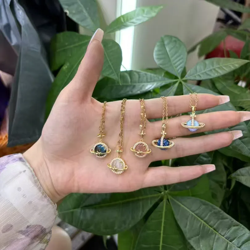 Round Star Planet Vacation Sweet Zircon Copper Pendant Necklace Inlay Lobster Trigger Clasp Closure display picture 1