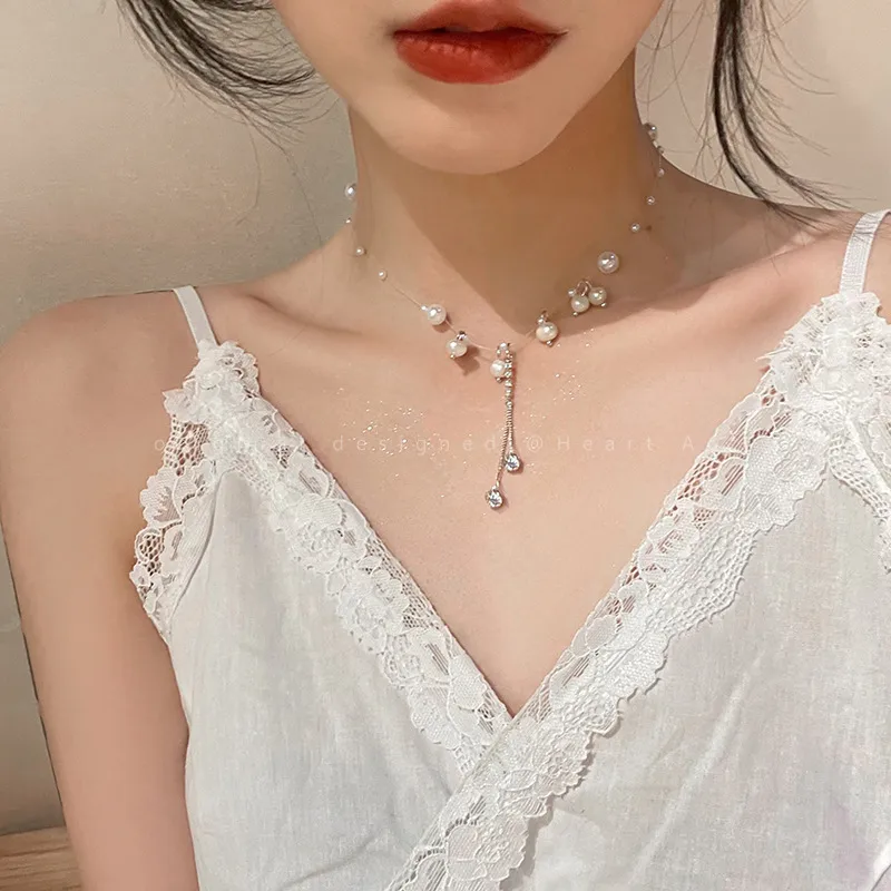 Style Frais Doux Belle Chaîne De Chandail Texture En Métal Haut Sens Pour Les Femmes Collier Pour Les Femmes De Style Japonais Et Coréen 2025 Nouvelle Chaîne De Clavicule De Mode display picture 9