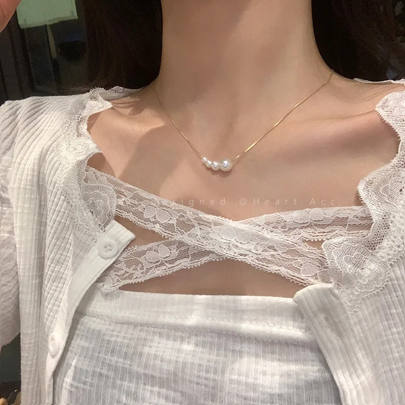 Style Frais Doux Belle Chaîne De Chandail Texture En Métal Haut Sens Pour Les Femmes Collier Pour Les Femmes De Style Japonais Et Coréen 2025 Nouvelle Chaîne De Clavicule De Mode display picture 12