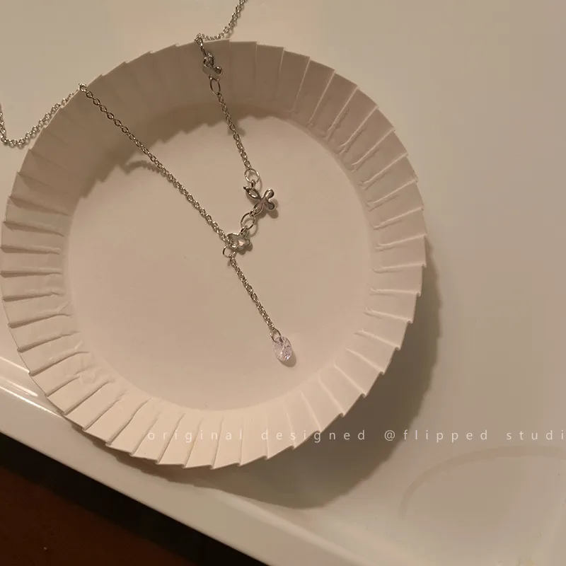 Necklace For Women New And New Style 2025 New Fashion Clavicle Chain Sweet Cool Style Lovely Sweater Chain Metal Texture High Sense For Women display picture 13
