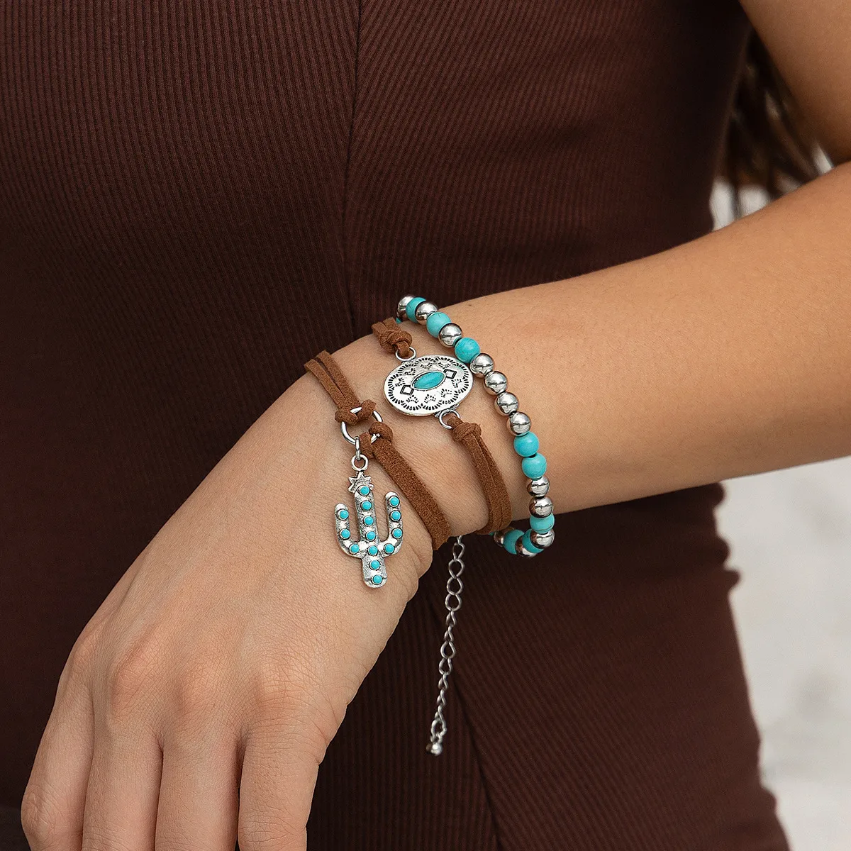 Ethnic Style Retro Turquoise Cowboy Hat Bracelet Suit Personality Multi-Element Snake Bone Chain Bracelet display picture 4
