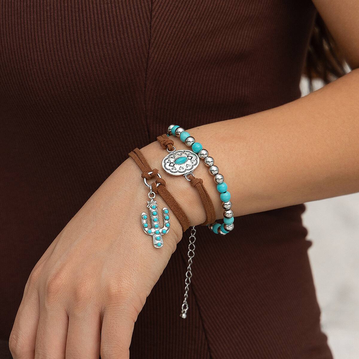 Europa Y América, Estilo Étnico, Estilo Étnico, Turquesa Retro, Sombrero De Vaquero, Pulsera Con Personalidad, Multi-elemento, Pulsera Con Cadena De Hueso De Serpiente display picture 4