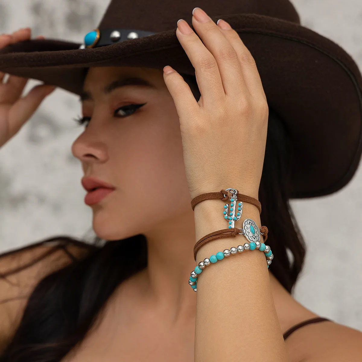 Ethnic Style Retro Turquoise Cowboy Hat Bracelet Suit Personality Multi-Element Snake Bone Chain Bracelet display picture 6