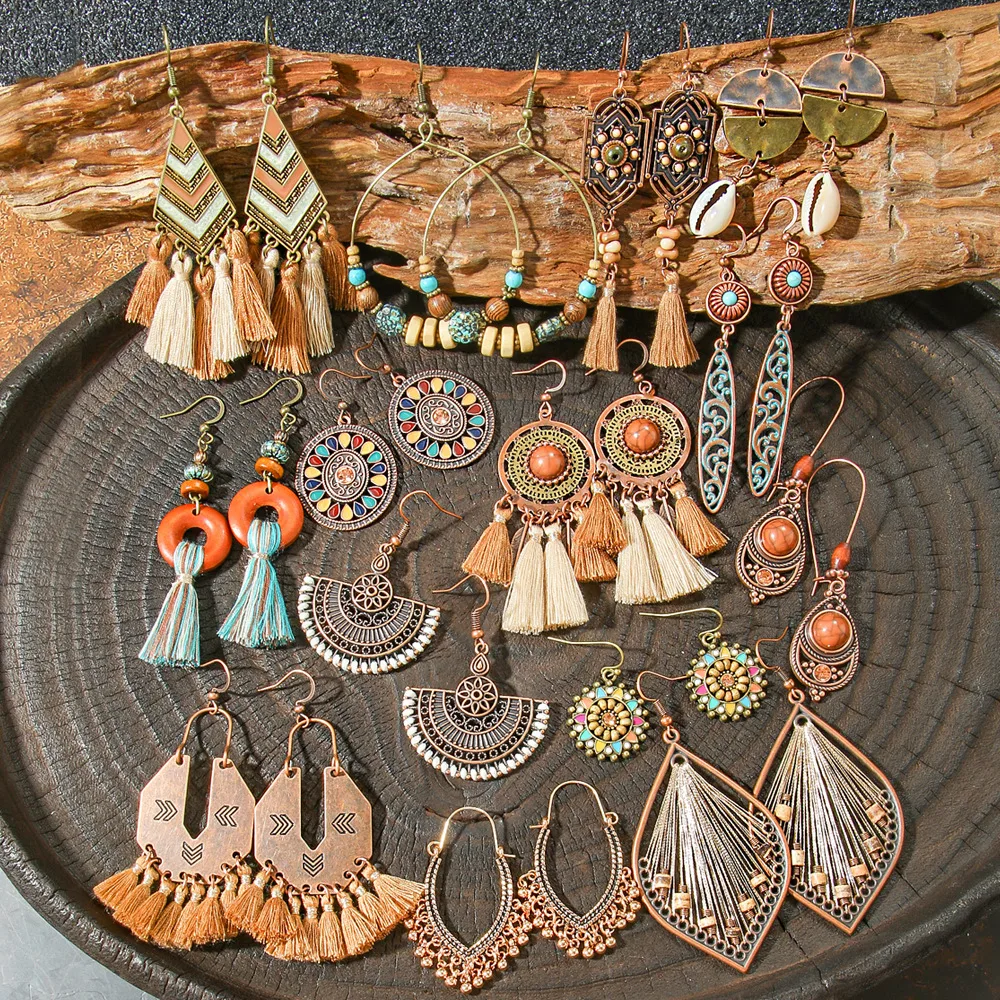 Design Original Rétro Style Ethnique Géométrique Boucles D'oreilles Yunnan Voyage Vacances Style Personnalité Créative Boucles D'oreilles  En Gros display picture 22