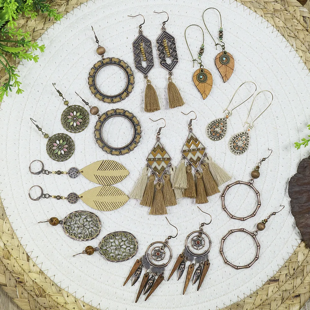 In Stock  Popular Vintage Earrings Suit Ethnic Style Tassel Alloy Earrings  Hollow Ear Rings Wholesale display picture 2