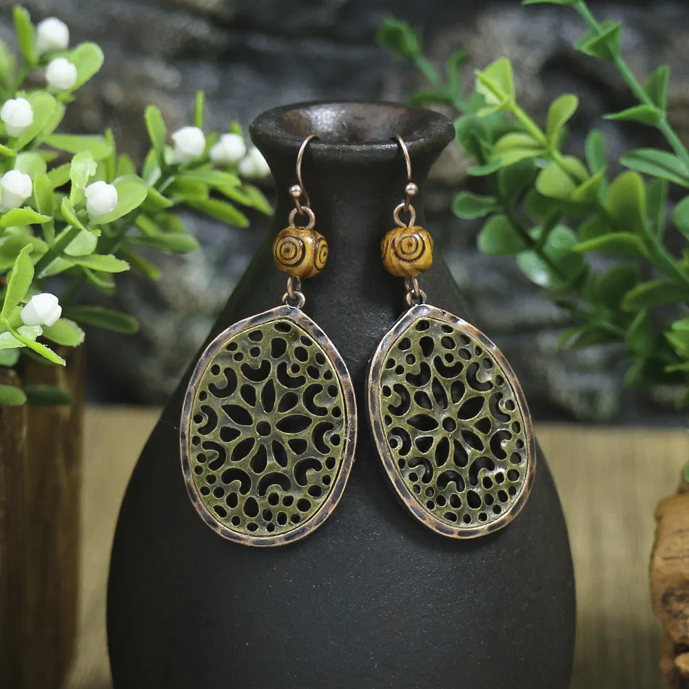 In Stock  Popular Vintage Earrings Suit Ethnic Style Tassel Alloy Earrings  Hollow Ear Rings Wholesale display picture 4