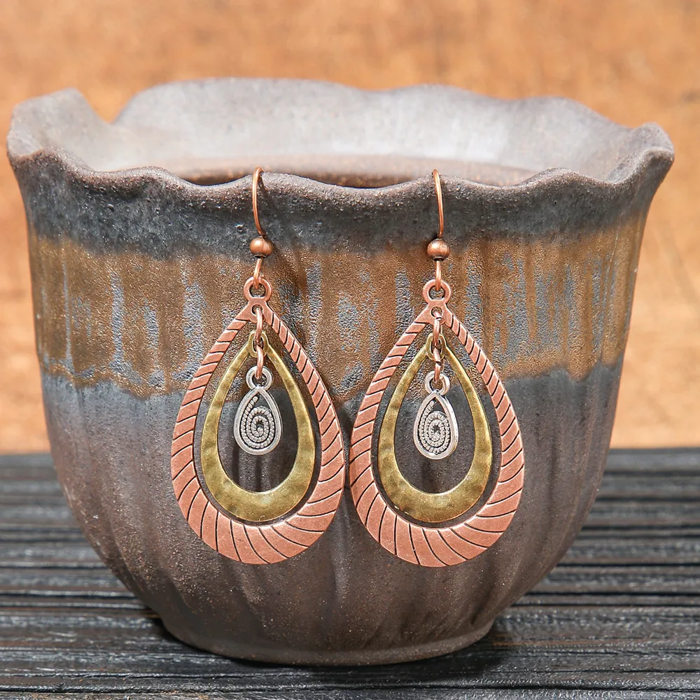 Original Design Retro Ethnic Style Geometric Earrings Yunnan Travel Holiday Style Personality Creative Earrings  Wholesale display picture 21