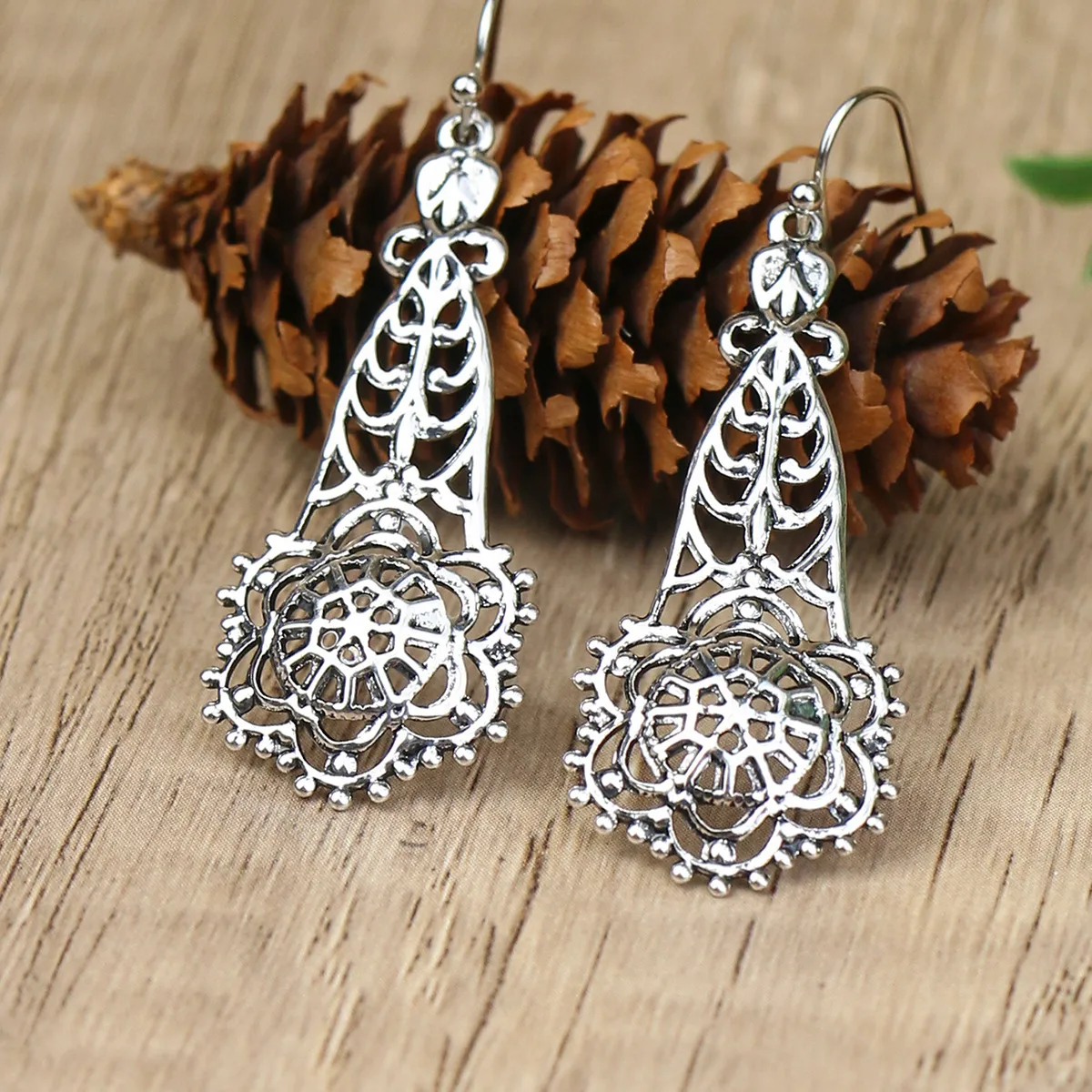 Pendientes Étnicos Retro Transfronterizos, Pendientes Bohemios, Pendientes De Borla, Punto Escénico, Pendientes Colgantes De Oreja Hechos A Mano display picture 7