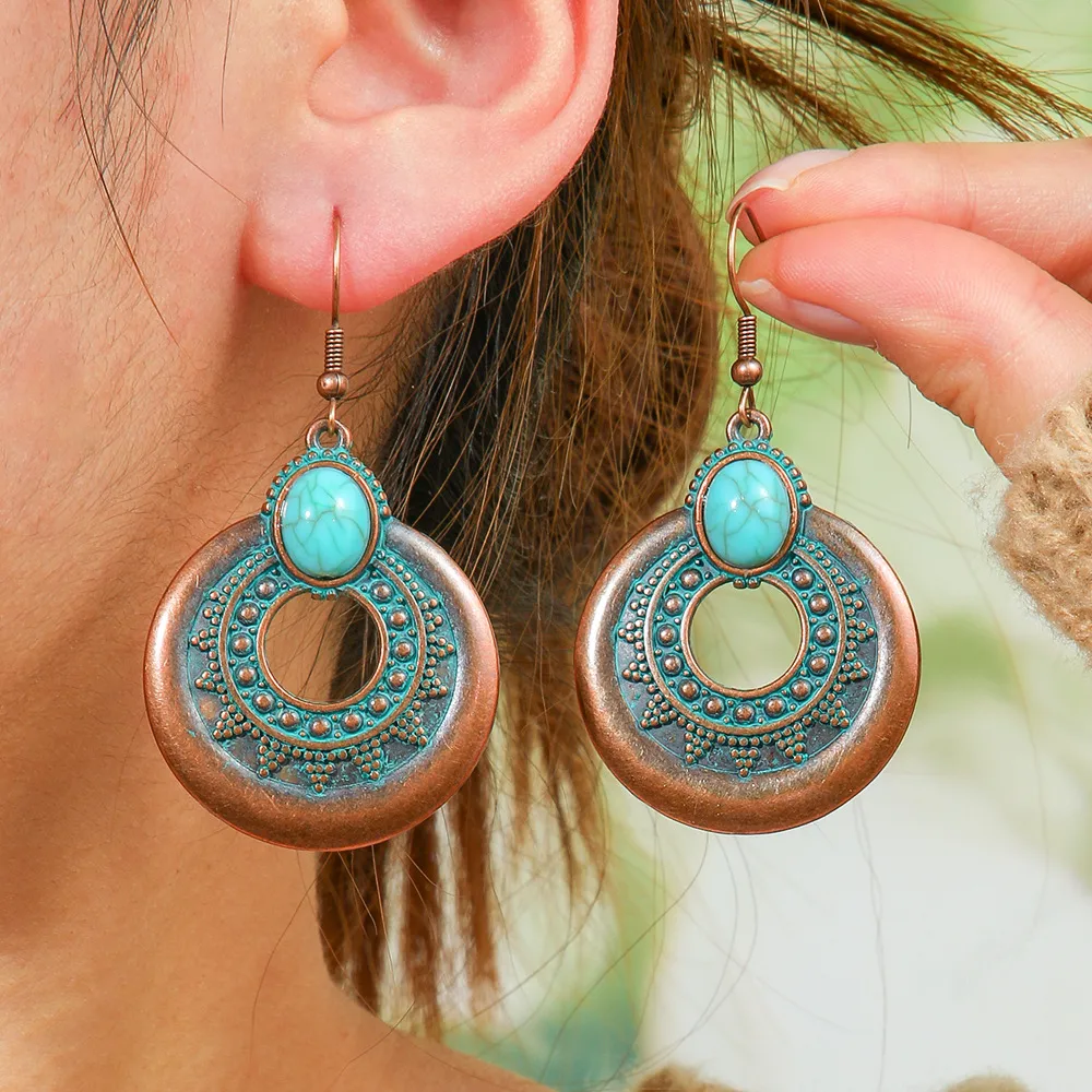 Suit Bohemian Vintage Earrings Ethnic Vacation Style Long Fringe Earrings Super Beautiful Jungle Style Earrings display picture 6