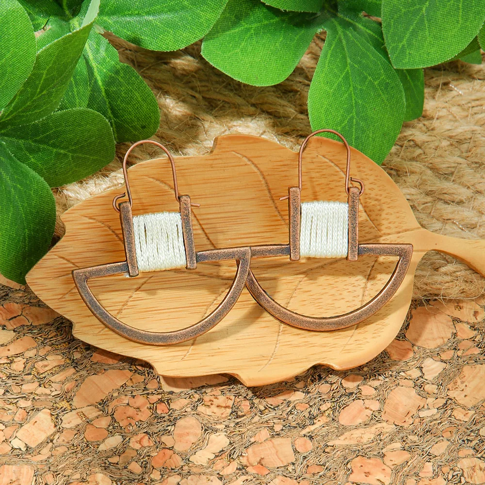 Hot Selling Bohemian Vacation Style Metal Earrings Retro Ethnic Style Handmade Earrings High-Grade Earrings display picture 10