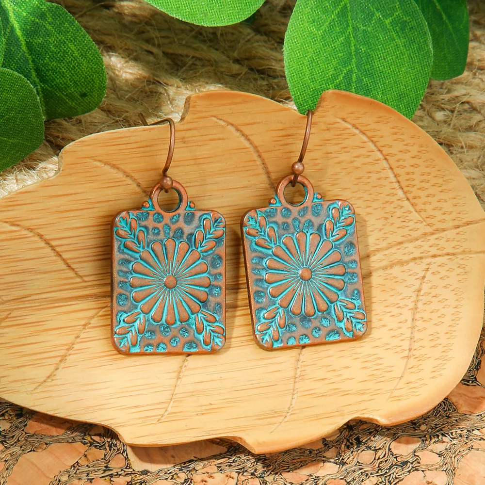 Hot Selling Bohemian Vacation Style Metal Earrings Retro Ethnic Style Handmade Earrings High-Grade Earrings display picture 15