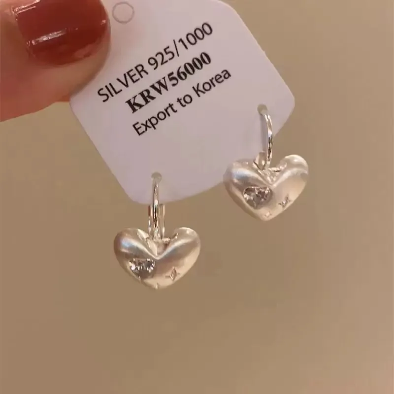 Light Luxury High Sense Round Ring Earrings Women's Super Versatile Texture Glossy And Simple Earrings Earrings Niche Design Ear Studs display picture 8