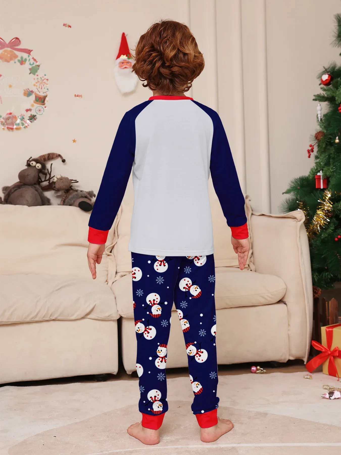 Pajamas En Flanelle De Coton Doux À Motif De Père Noël Et Homme De Neige Pour Enfants Et Adultes Couleurs Variées Vêtements De Maison Pour Toutes Les Saisons display picture 9