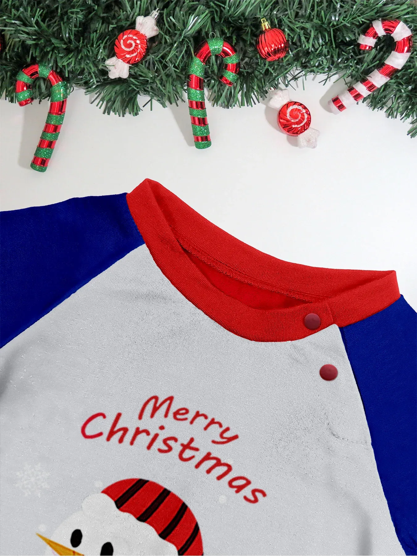 Pajamas En Flanelle De Coton Doux À Motif De Père Noël Et Homme De Neige Pour Enfants Et Adultes Couleurs Variées Vêtements De Maison Pour Toutes Les Saisons display picture 12