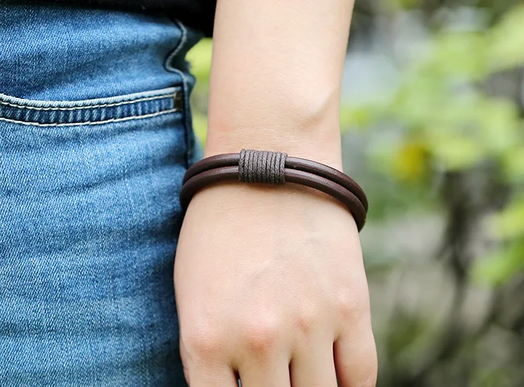 Cowhide Leather Bracelet Men's Accessories Leather Woven Handmade Leather Men display picture 6