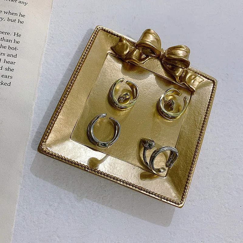 Sale De Aleación Sin Incrustaciones Enchapado Pendientes Pendientes display picture 10