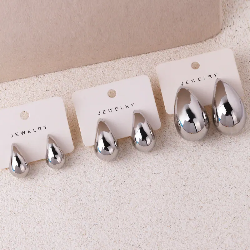 1 Pair Water Droplets Retro Copper Plating Ear Studs display picture 9