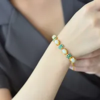 Fleur Pierres Précieuses Artificielles Le Cuivre Bracelets De Gros main image 3