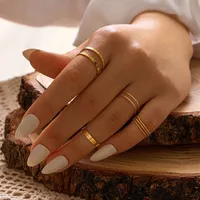 New Simple Twist Ring Set main image 3
