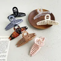 Mujeres Geométrico main image 3