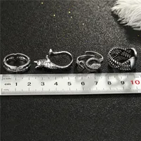 Anillo Abierto De Cruz Distorsionada Hueca Con Hoja De Serpiente Punk main image 5