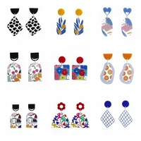 Le Pied Mode Arylique Pas D'Incrustation Des Boucles D'Oreilles main image 1