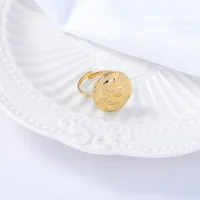 Mode Acier Inoxydable Portrait Pas D'Incrustation Femmes main image 2