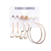 1 Set Fashion Triangle Heart Shape Butterfly Artificial Crystal Imitation Pearl Alloy Women's Earrings sku image 1