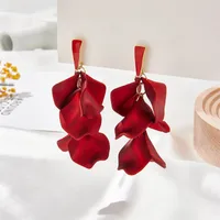 Elegant Flower Alloy Drop Earrings sku image 1