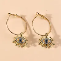 Métal Des Boucles D'Oreilles main image 1
