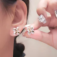 1 Pair Flower Vintage Style Copper Zircon Plating Inlay Ear Studs main image 1