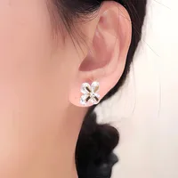 1 Pair Flower Vintage Style Copper Zircon Plating Inlay Ear Studs main image 5