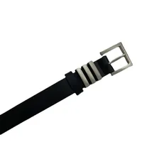 Basic Retro Solid Color Alloy Women's Leather Belts main image 5