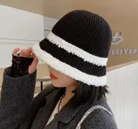 Women's Elegant Basic Color Block Big Eaves Bucket Hat main image 2