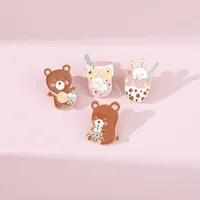 Conejo Animal Panda Accesorios Estilo De Dibujos Animados Lindo Estilo Vaquero Insignia Broches Pasador De Cuello Aleación Oficina Exterior A Diario Pin De Botón main image 5