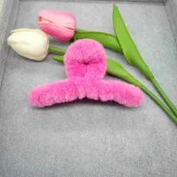 11cm Large Plush Clip Temperament Shark Clip Autumn And Winter Furry Clip Stall Jewelry To Push Small Gifts main image 4