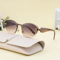 Retro Classic Style Geometric Pc Cat Eye Frameless Women's Sunglasses main image 2