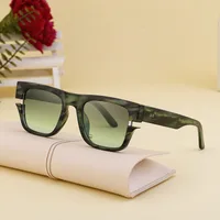 Square Vacation Solid Color Tac Gradient Tinted Lenses Full Frame Men's Sunglasses main image 1
