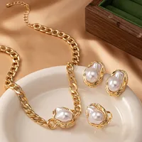 Lady Oversized Commute Alloy Copper Irregular Geometric Inlay Inlaid Gold Artificial Pearls Women's Jewelry Set main image 4